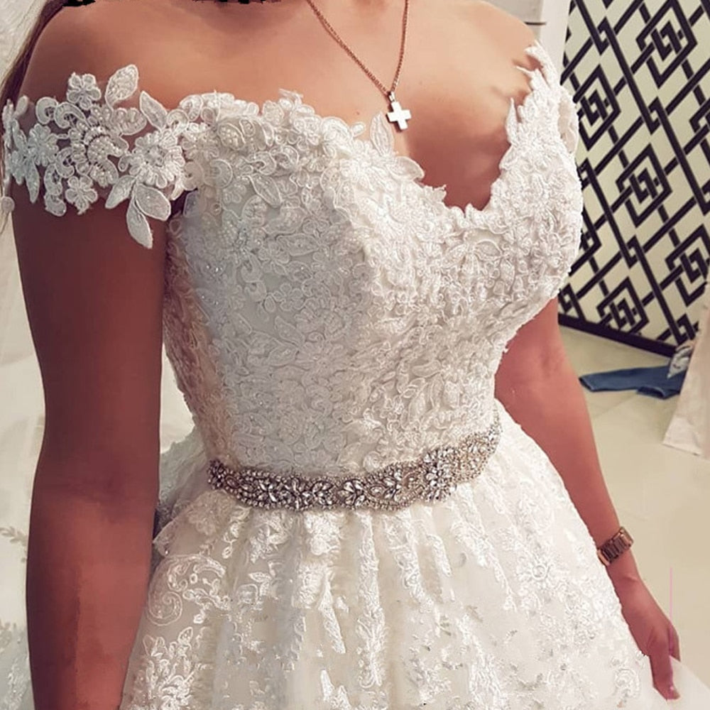 Saudi Arabia Off Shoulder Vintage Lace Wedding Dress 2022 Ball Gown Sweetheart Bride Dress Vestido De Noiva Tulle Wedding Gown